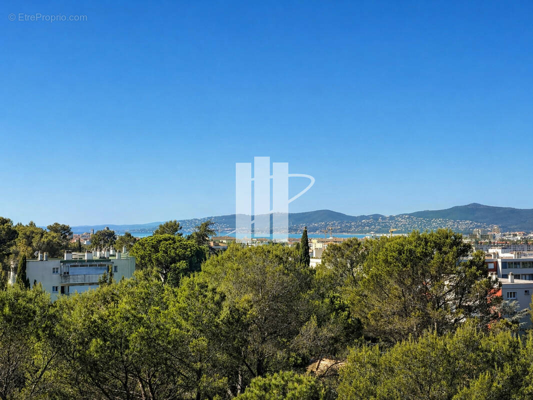Appartement à SAINT-RAPHAEL
