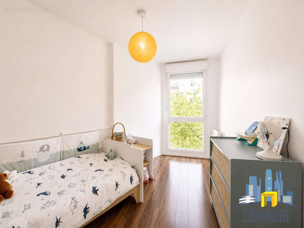 Appartement à ISSY-LES-MOULINEAUX