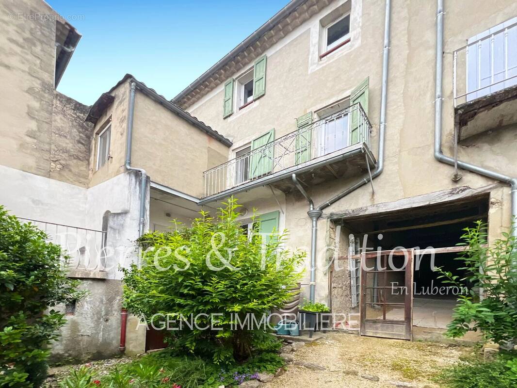 Appartement à CERESTE