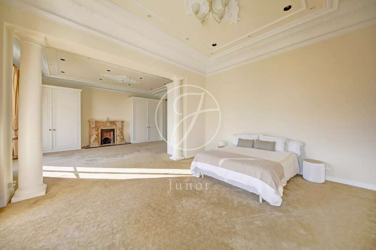 Maison à CROISSY-SUR-SEINE