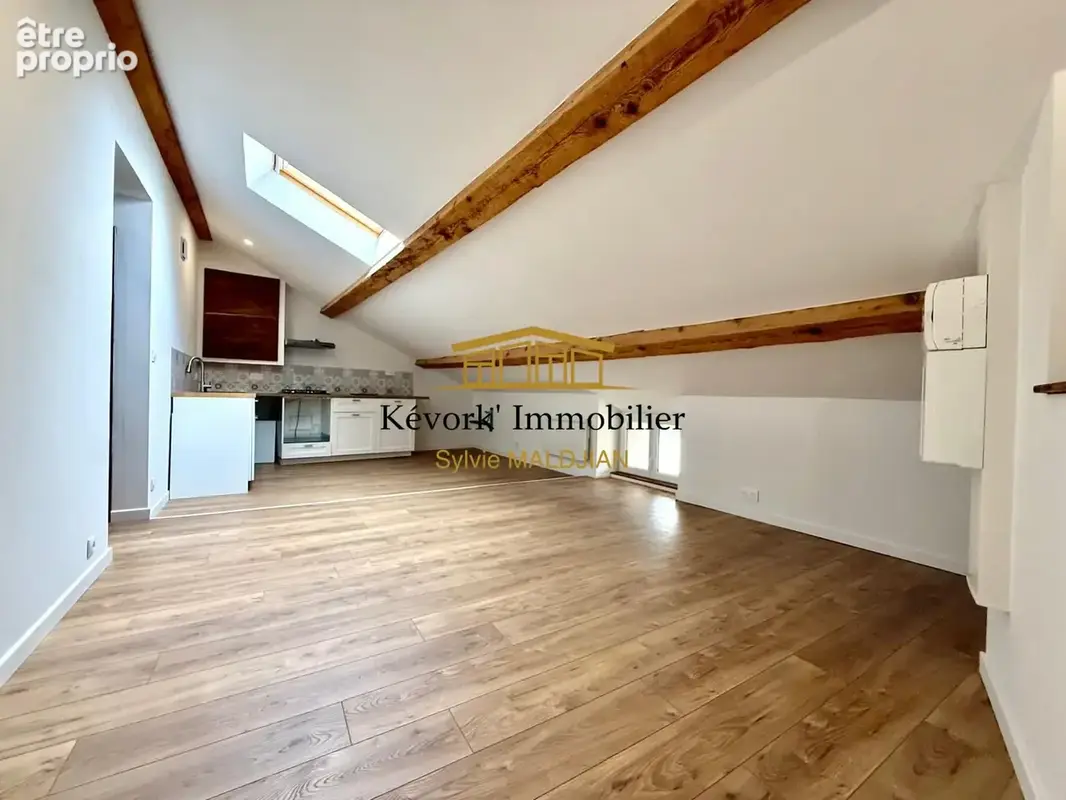 Appartement 135 m² à vendre à Bourg-Les-Valence (26500) - photo 8