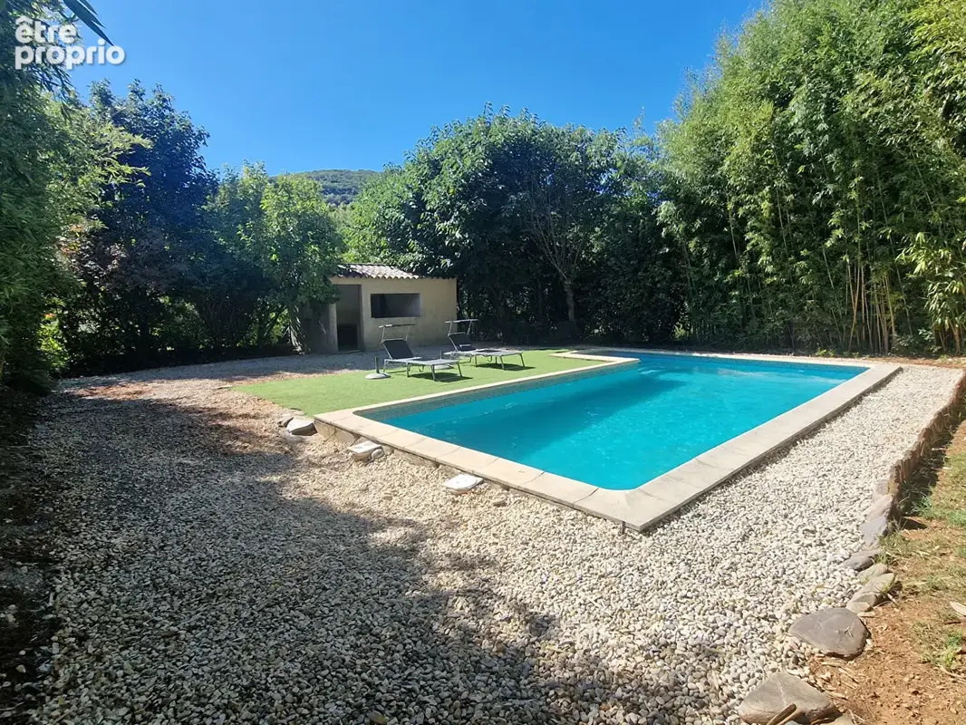 Mas en pierres avec piscine sur 2500 m² de terrain - photo 3