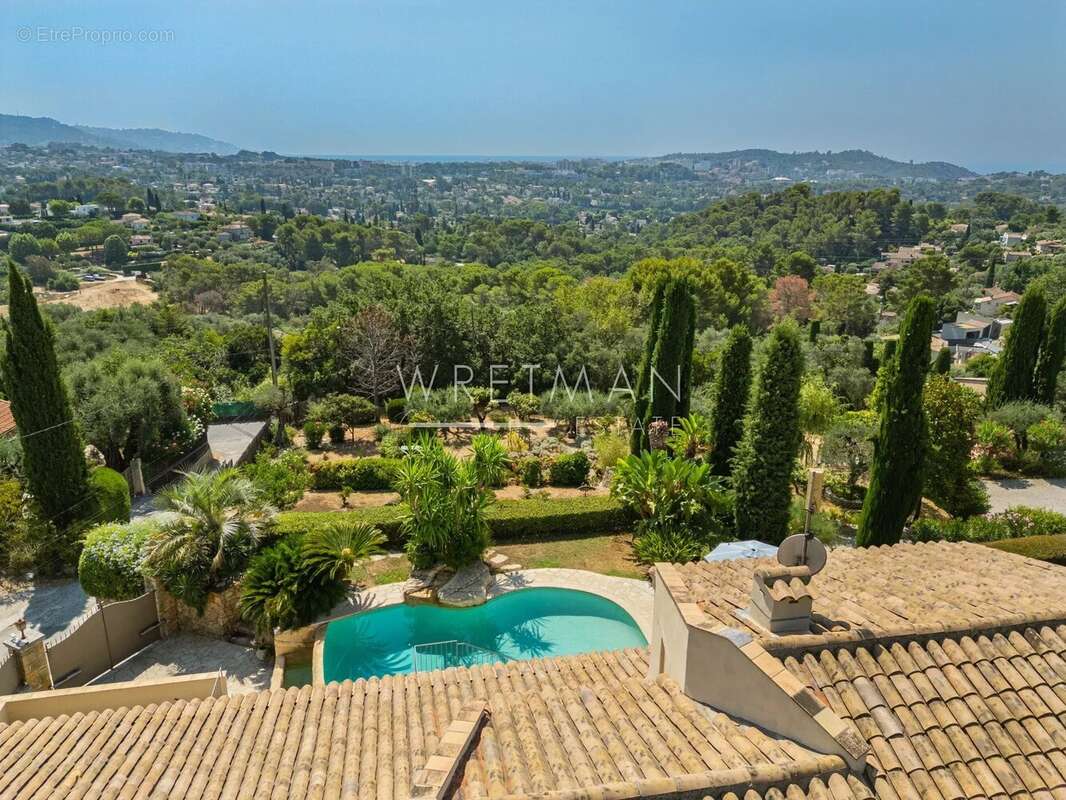 Superbe villa provençale avec piscine et vue panoramique mer – Mougins Pibonson - photo 4