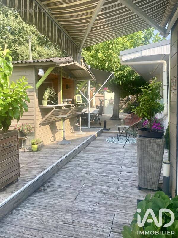 Photo 1 - Maison à VAYRES
