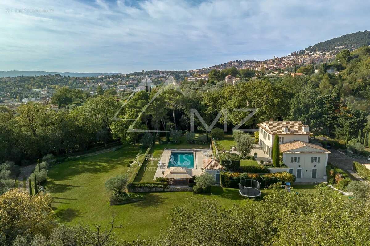 Maison à GRASSE
