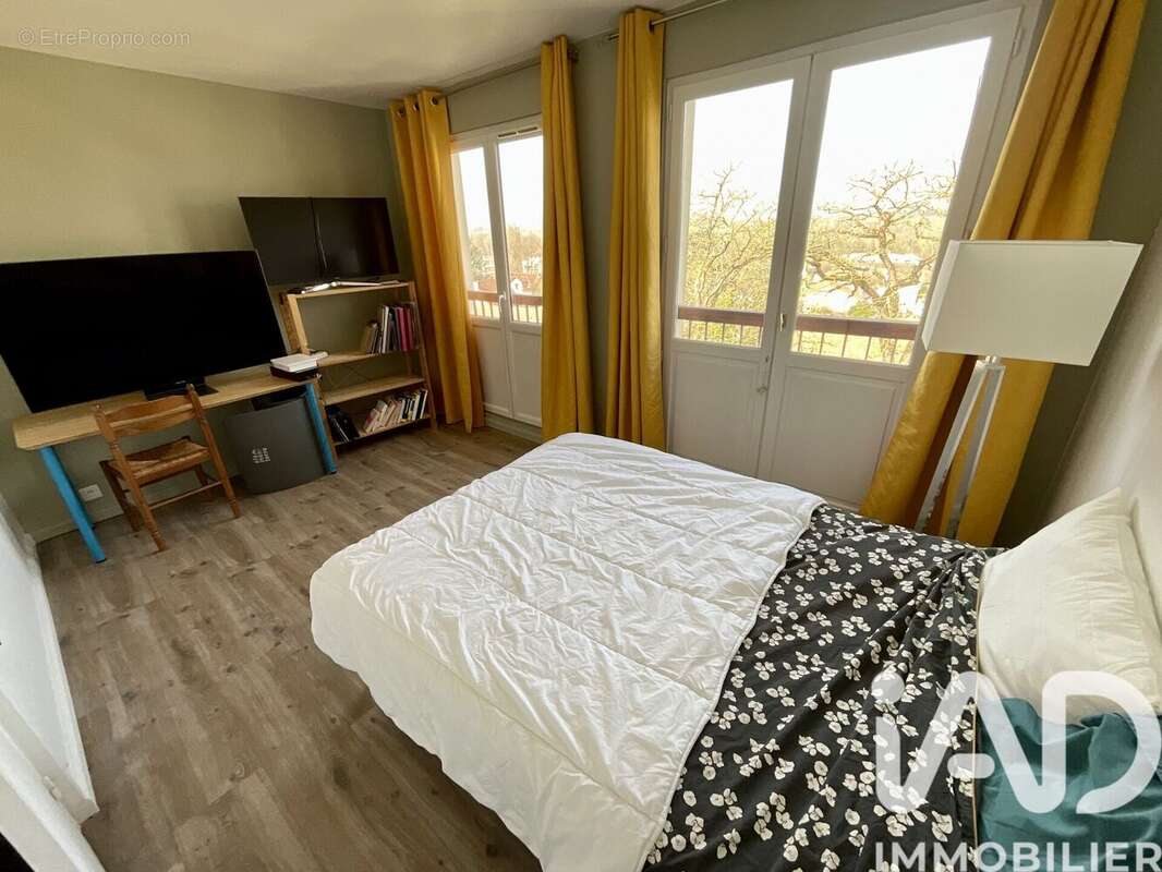 Photo 5 - Appartement à MENNECY