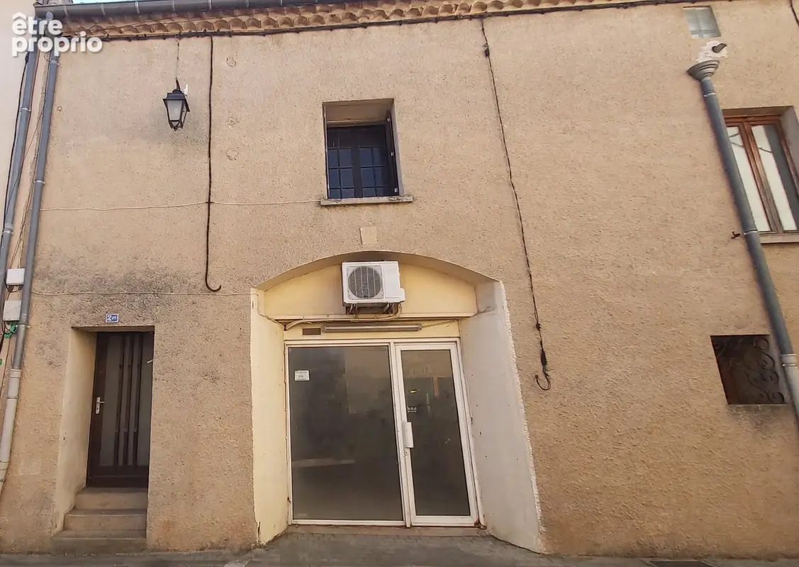 Maison de village  BERNIS avec commerce et terrasse - photo 3