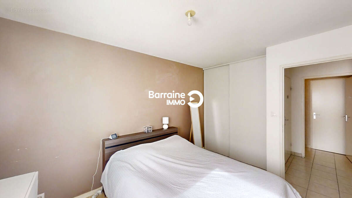 A vendre  crozon  appartement t3  2 chambres  jardn  parfait etat - photo 9
