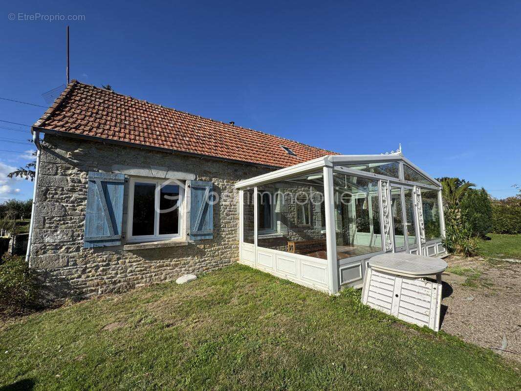 Belle maison en pierres 3 chambres + Jardin / Parking / Portail motorisé - photo 18