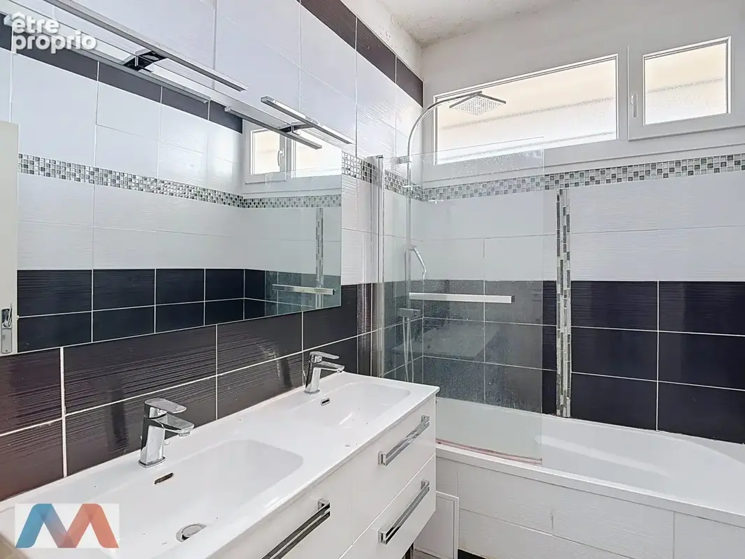 Appartement 6 pièces 103 m² à vendre à Cournon-D'auvergne (63800) - photo 8
