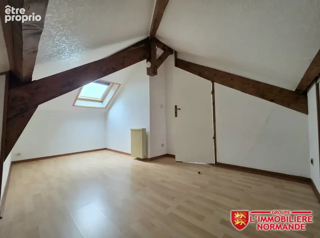 Les Damps : sous les toits, un chez-vous qui a du caractère ! - photo 10