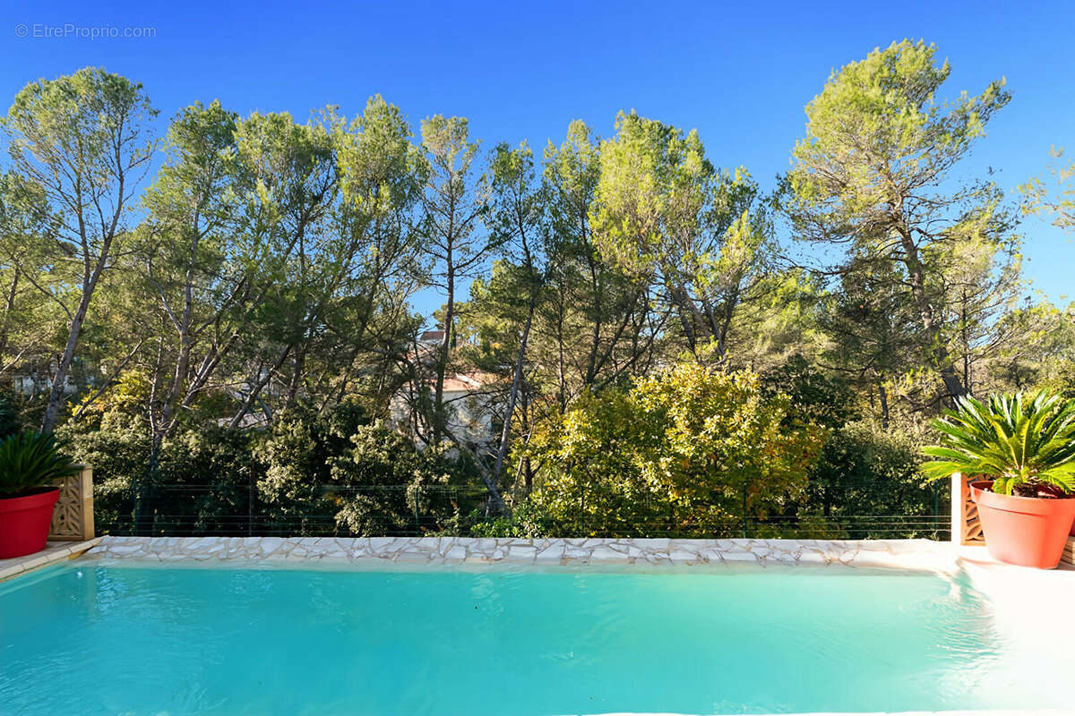 Maison à BOUC-BEL-AIR