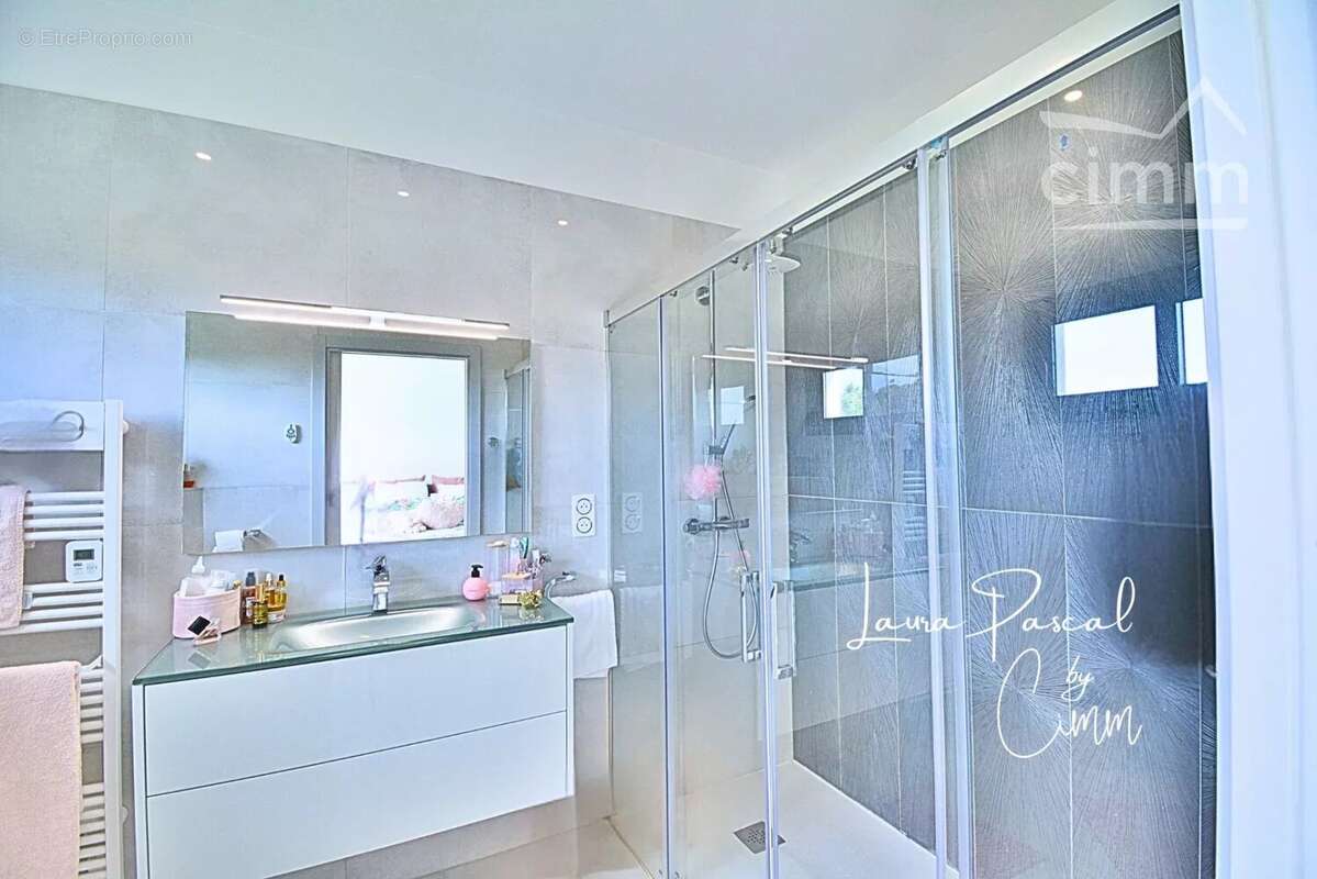 Llupia (66) villa d’exception contemporaine  avec piscine interieur - photo 12