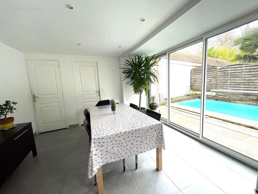 Maison à SALIES-DE-BEARN