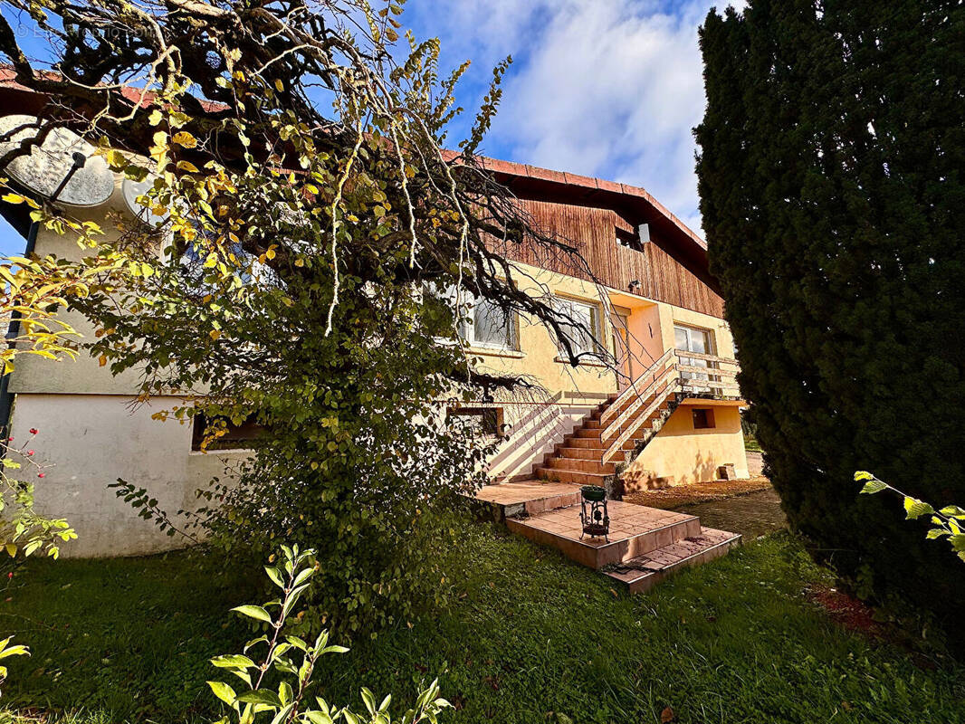 Maison à COLMEN