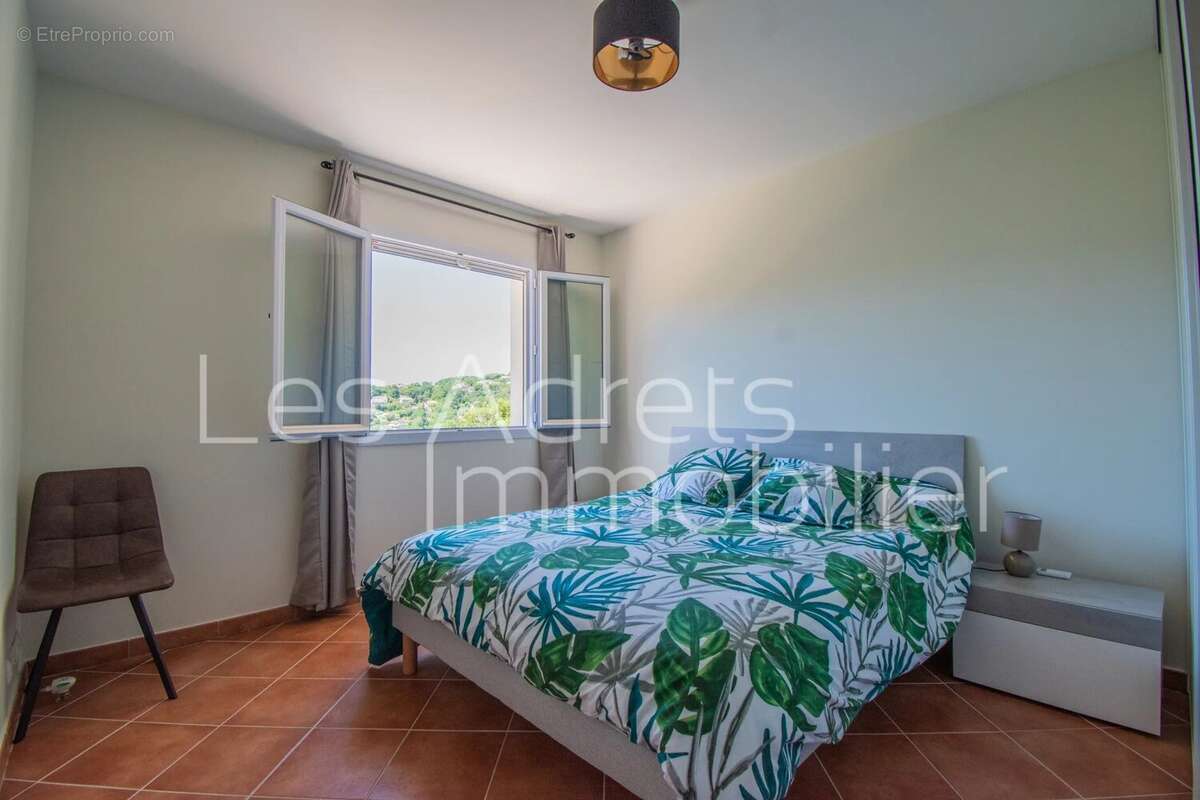 Maison à LES ADRETS-DE-L'ESTEREL