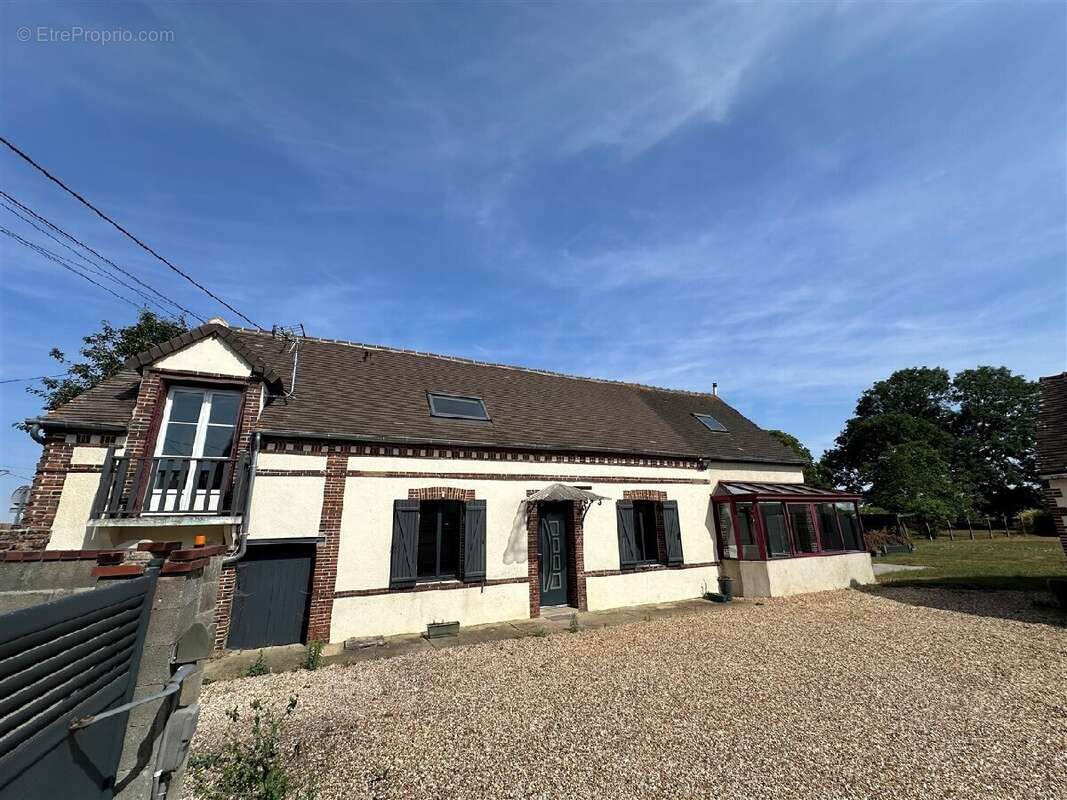 Maison 101 m² à Chateauneuf-En-Thymerais  - photo 2