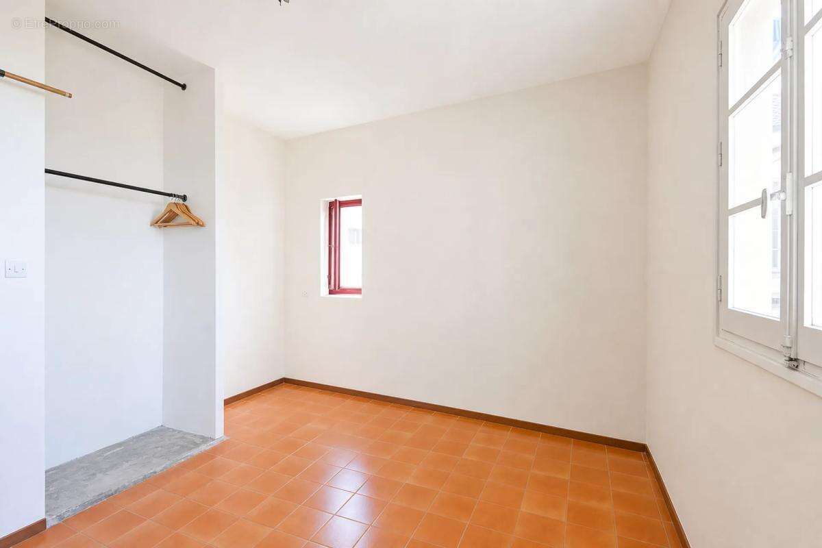 Maison meublée de 5 pièces de 79m2 à Saint-Gilles 30800 - photo 22