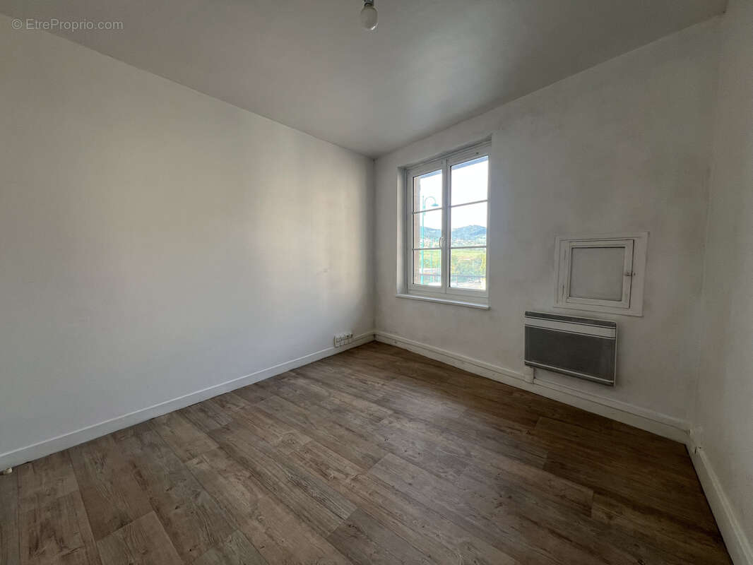 Appartement à MORNANT