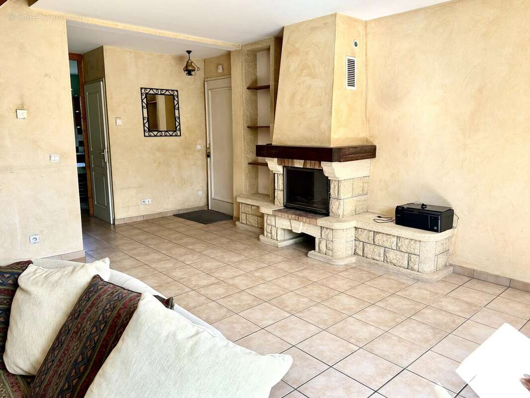 Maison à CHELLES
