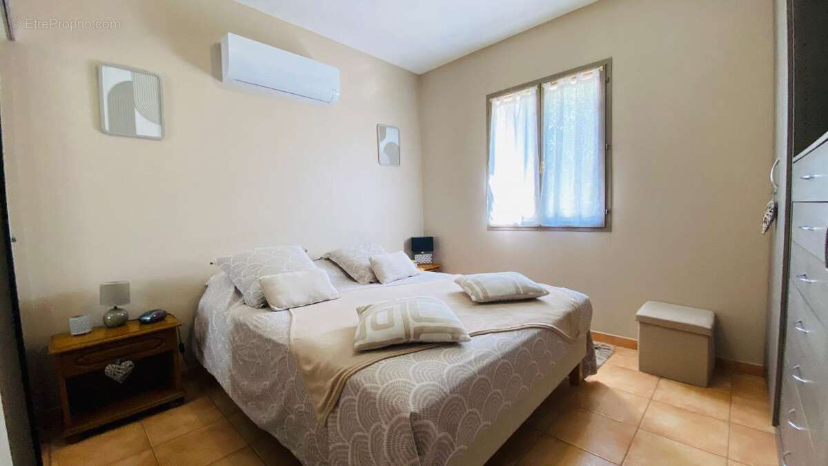 Maison à SAINT-FLORENT-SUR-AUZONNET