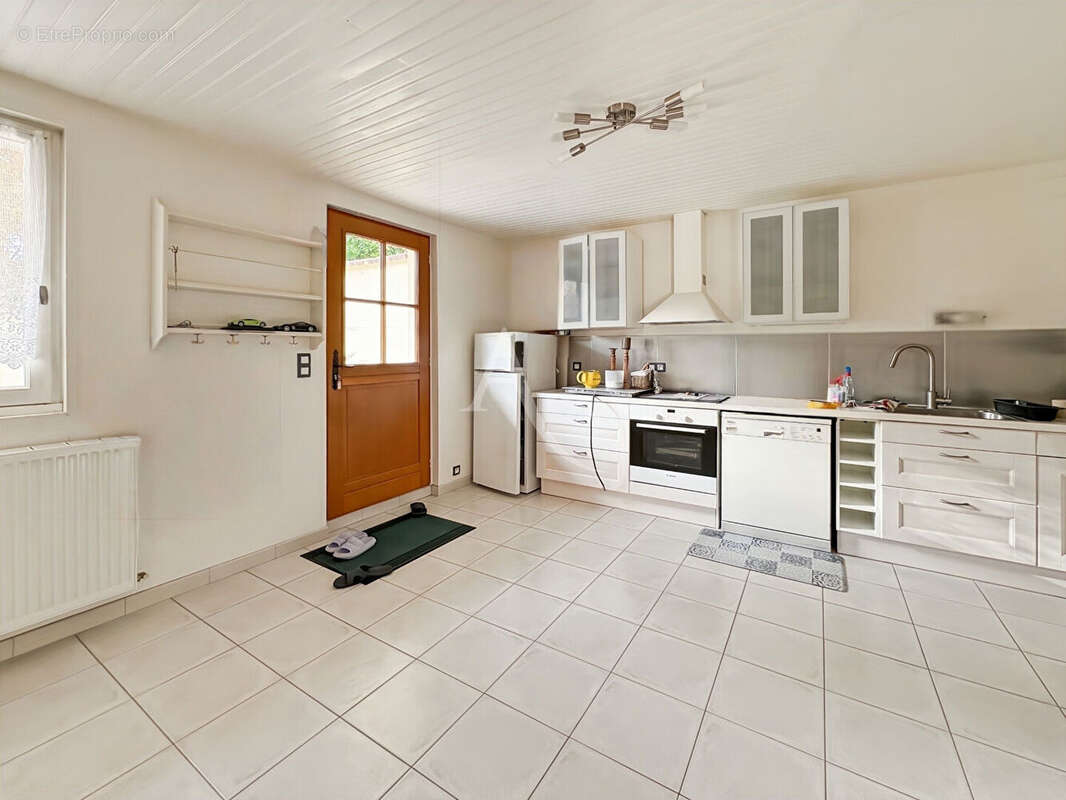 Maison à JANVILLE-SUR-JUINE