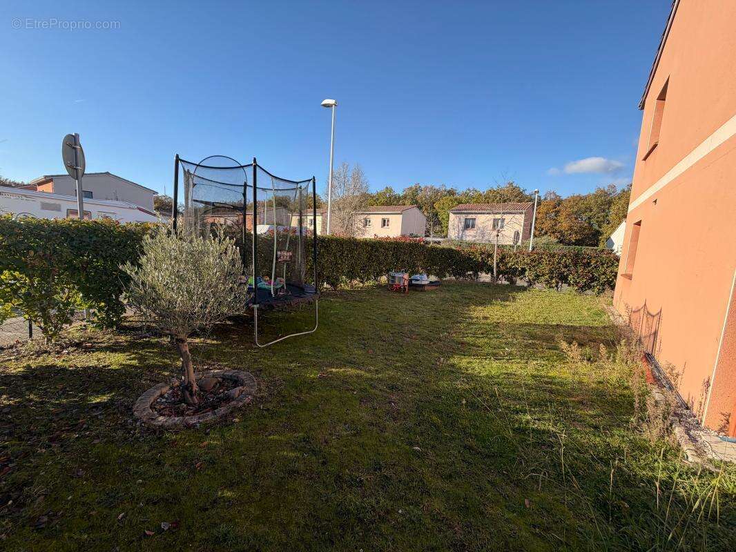 Maison à LA SALVETAT-SAINT-GILLES