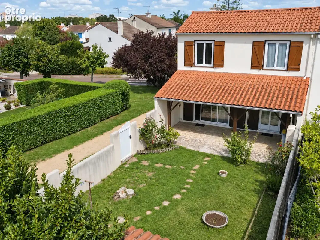 Maison à POITIERS