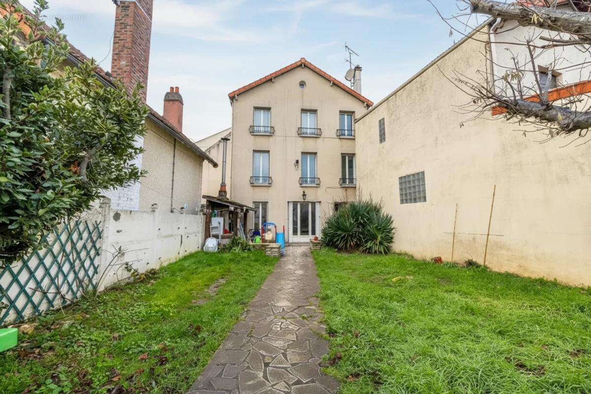 Appartement à VILLENEUVE-LE-ROI