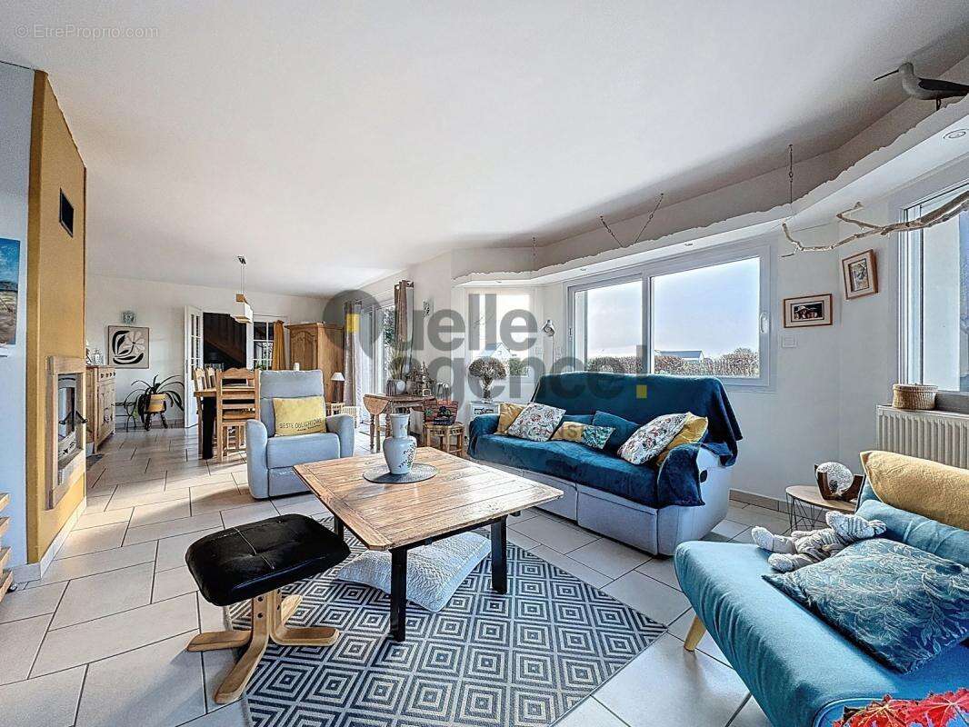 Maison à PLOUGUERNEAU