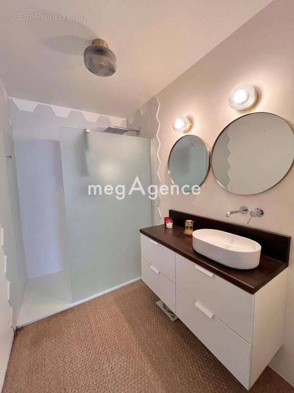 Appartement à MAREIL-MARLY