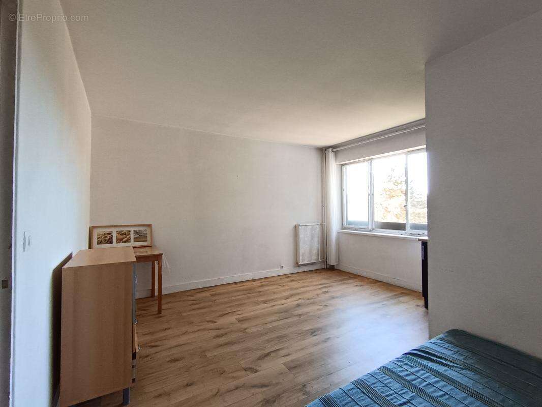 Appartement à IVRY-SUR-SEINE