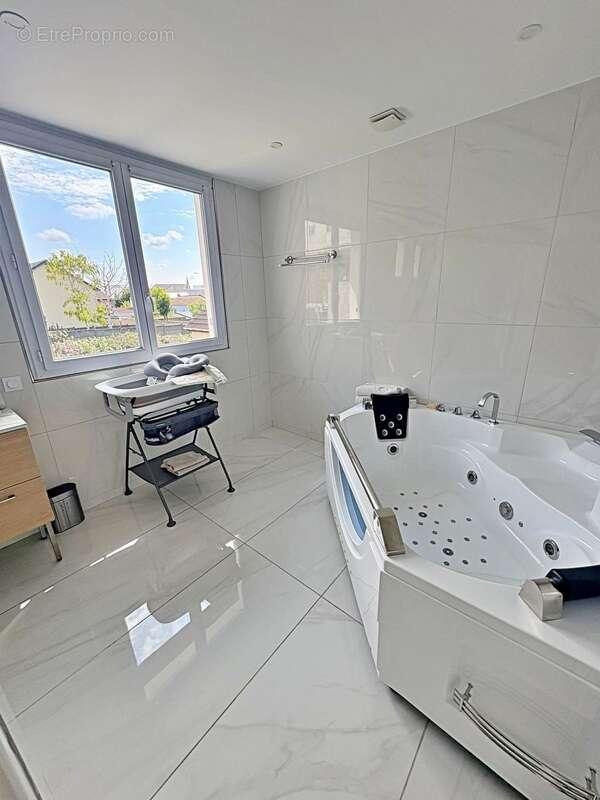 Maison à vendre 7 pièces ARGENTEUIL (95) - photo 13