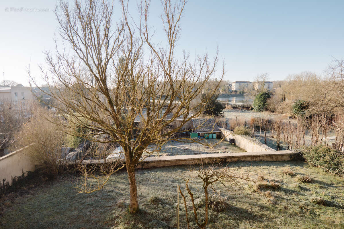 Maison à CHATILLON-SUR-SEINE