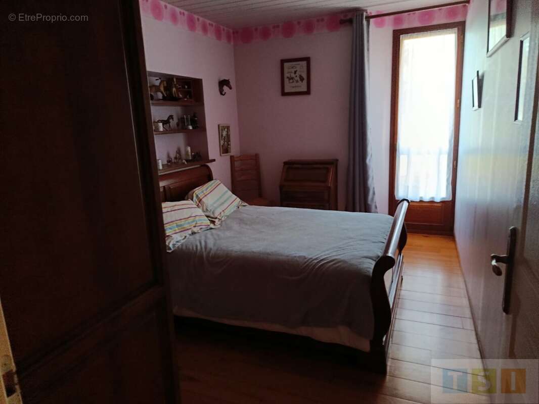Maison à CASTELNAU-MAGNOAC