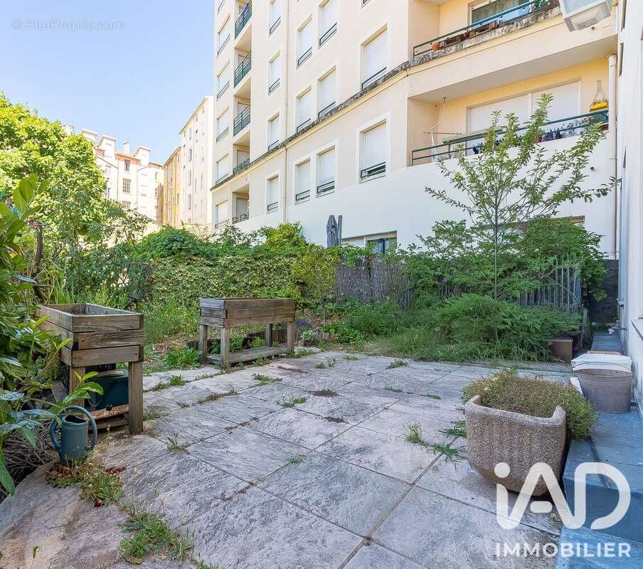 Photo 4 - Appartement à VILLEURBANNE