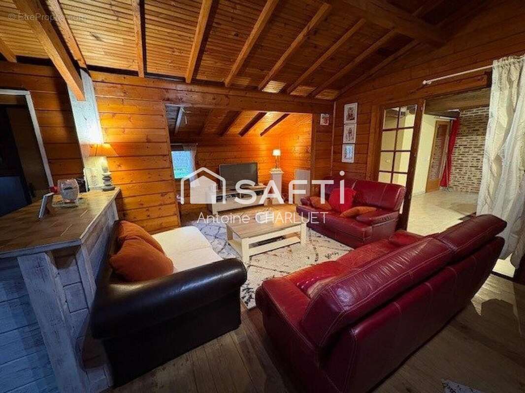 Maison 97 m² à Mezieres-En-Brenne  - photo 3