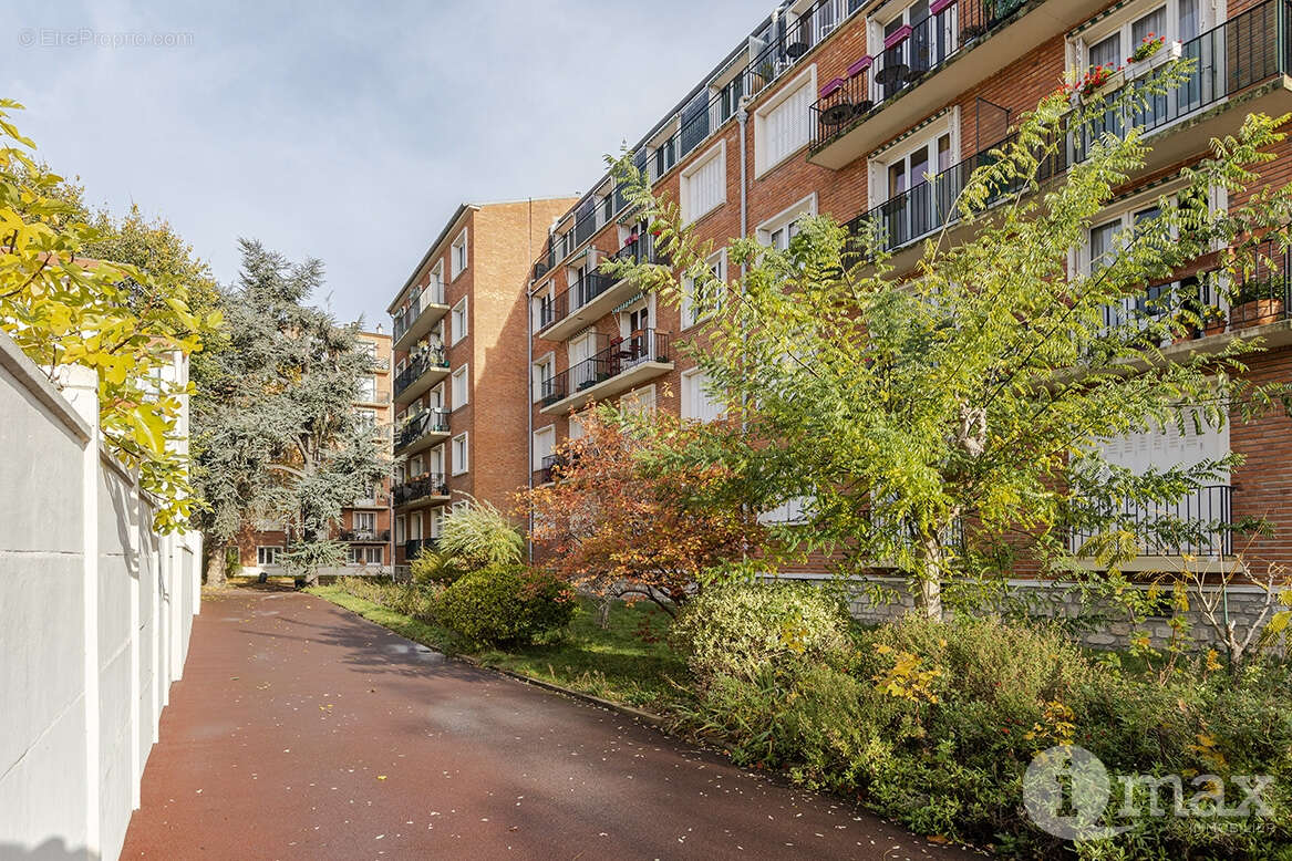 Appartement à ASNIERES-SUR-SEINE