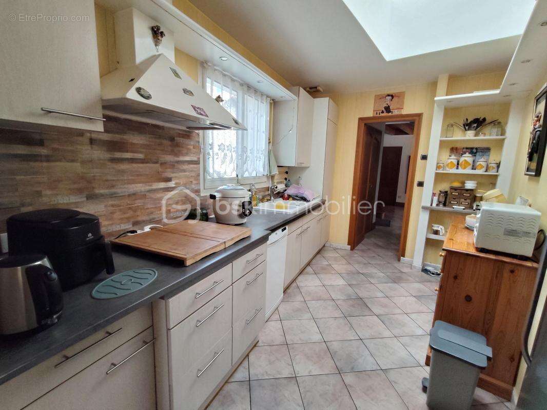 Propriété de 177 m2 avec piscine - photo 11