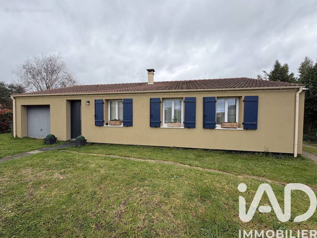 Photo 1 - Maison à CHAUVE