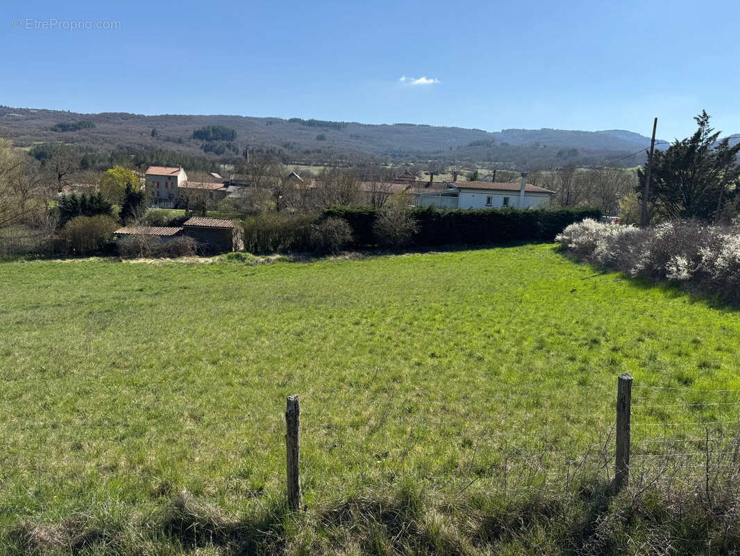 Terrain à LAPANOUSE-DE-CERNON