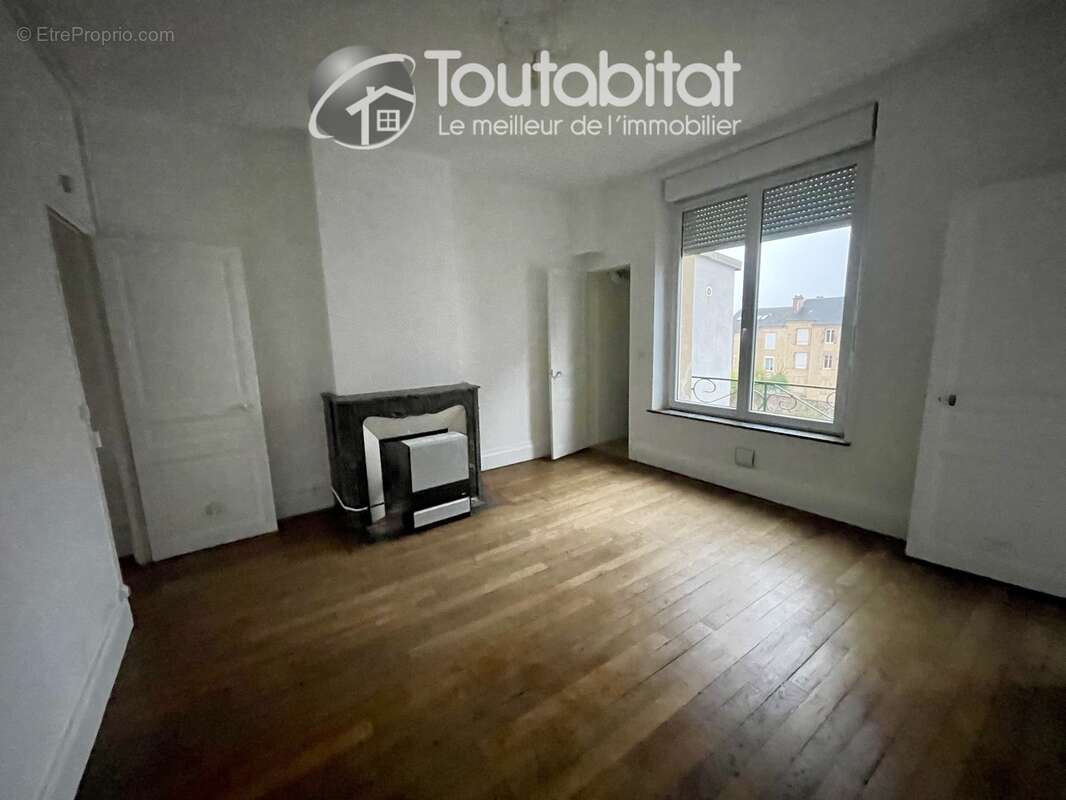 Appartement à CHARLEVILLE-MEZIERES
