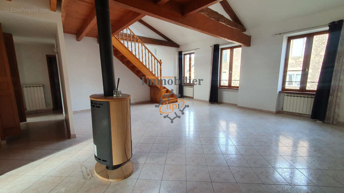 Appartement à SAINT-AFFRIQUE