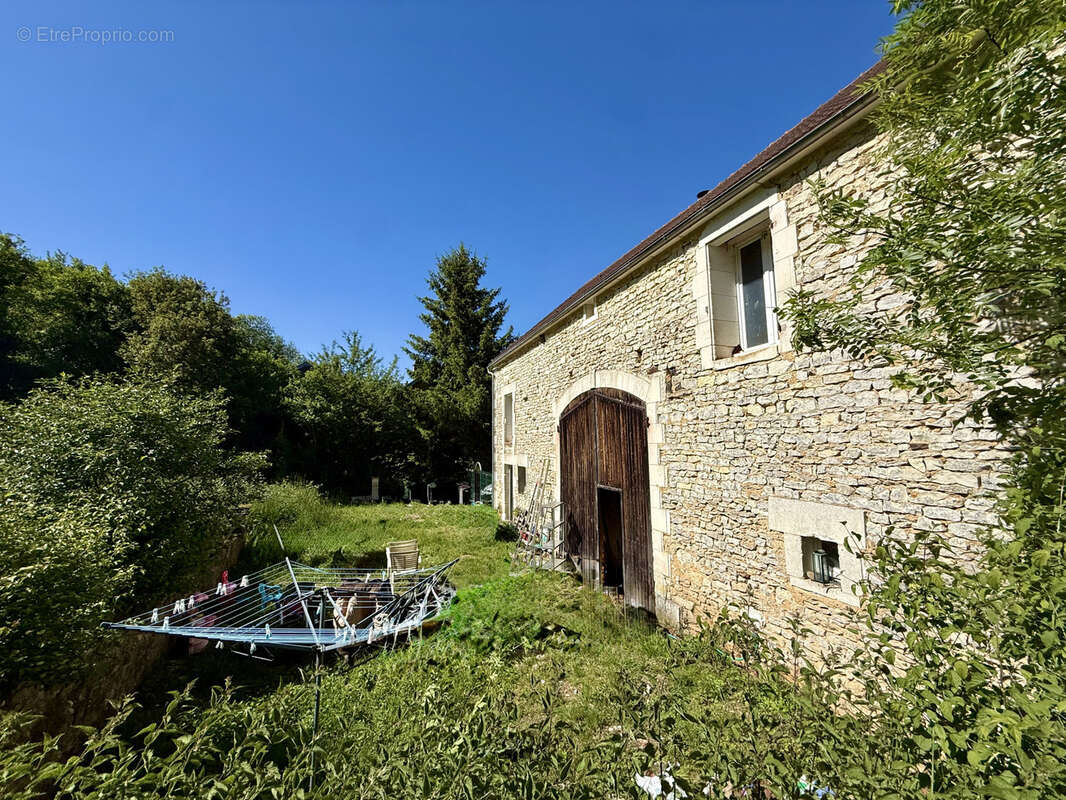 Maison à OUANNE