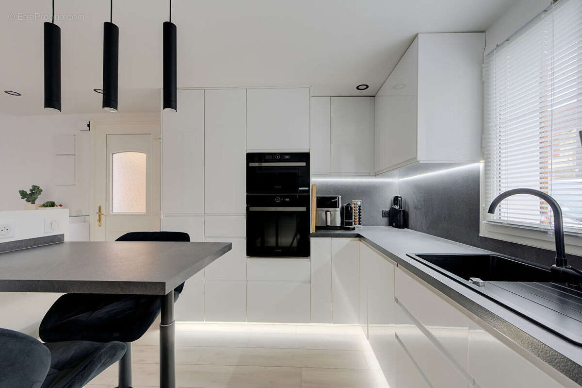 Maison à AUBERGENVILLE