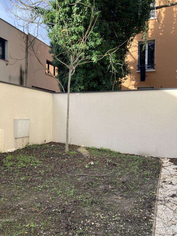 Maison à VILLEURBANNE