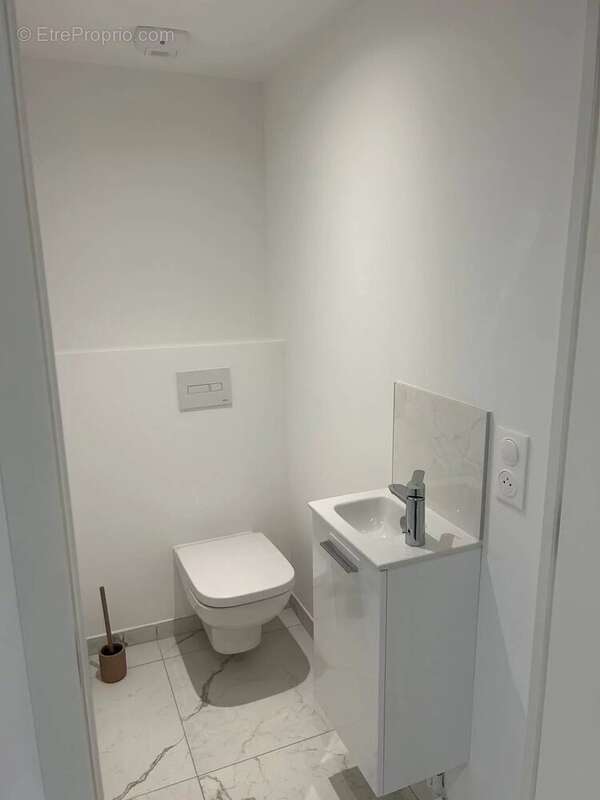 Appartement  - 2 pièces  - 47.0 m² -  435 000 € - À vendre - photo 6