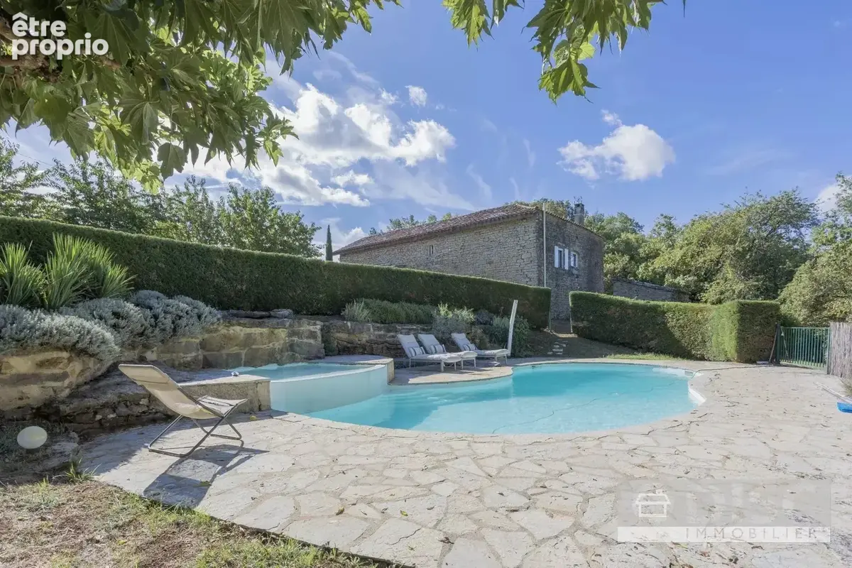 Charmante maison de campagne en pierre rénovée avec piscine et 1,7 ha - photo 23