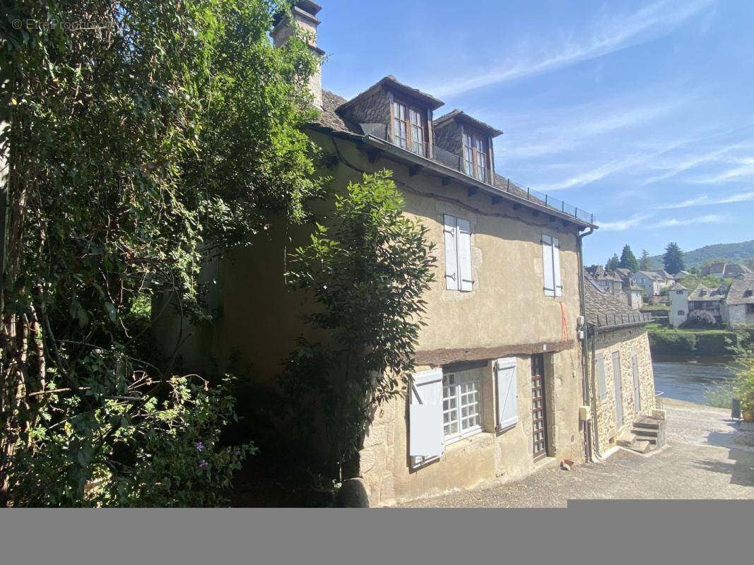 Maison à ARGENTAT