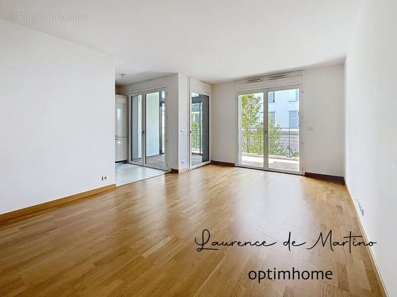 Appartement à NANTERRE
